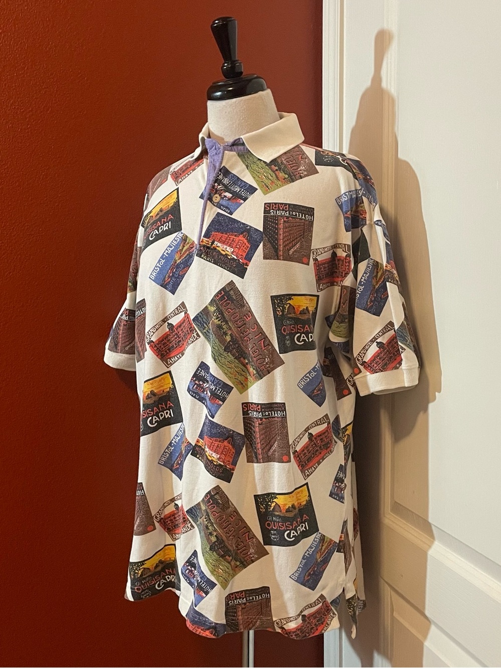 Tommy Hilfiger Men’s Vintage Travel Postcard AOP Pique Polo
